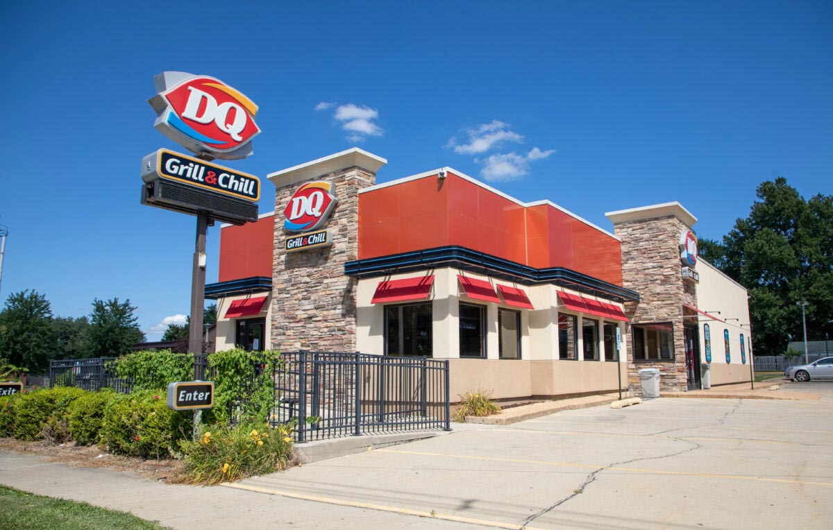 What Time Does Dairy Queen Quit Serving Breakfast? Discover the Final Hour!